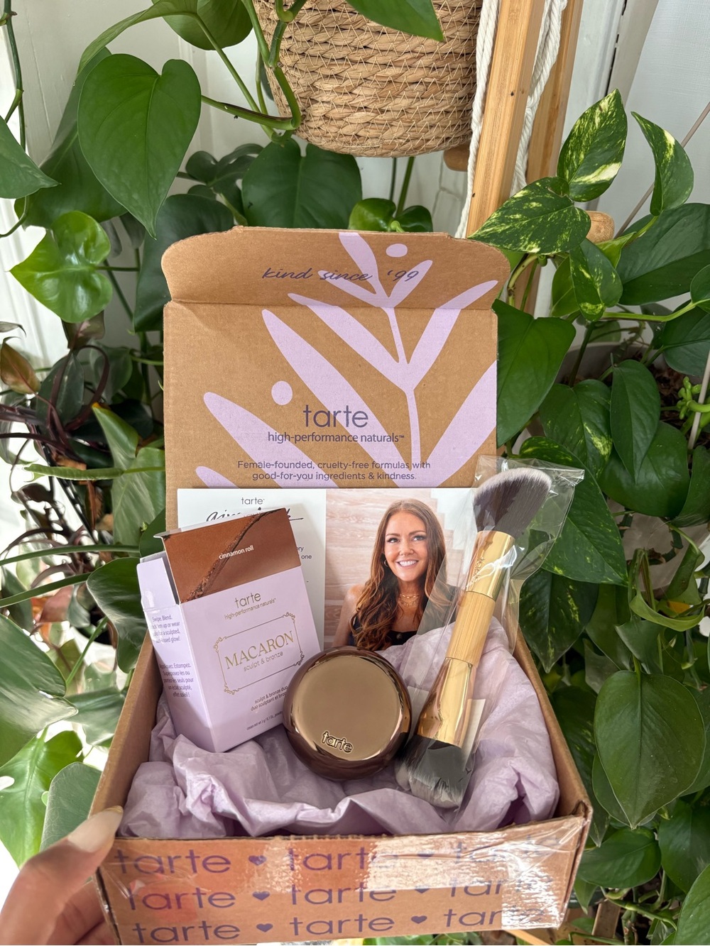 tarte macaron sculpt & bronze duo + brush - 2-in-1 cream + baked powder bronzer